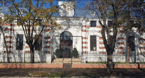 TÂRGUL de CRĂCIUN, găzduit de Centrul Muzeal de pe bulevardul Bălcescu
